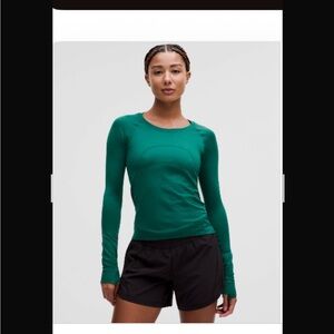 lululemon Swiftly Tech Long Sleeve Waist/Race Length Stormy Teal Size 6